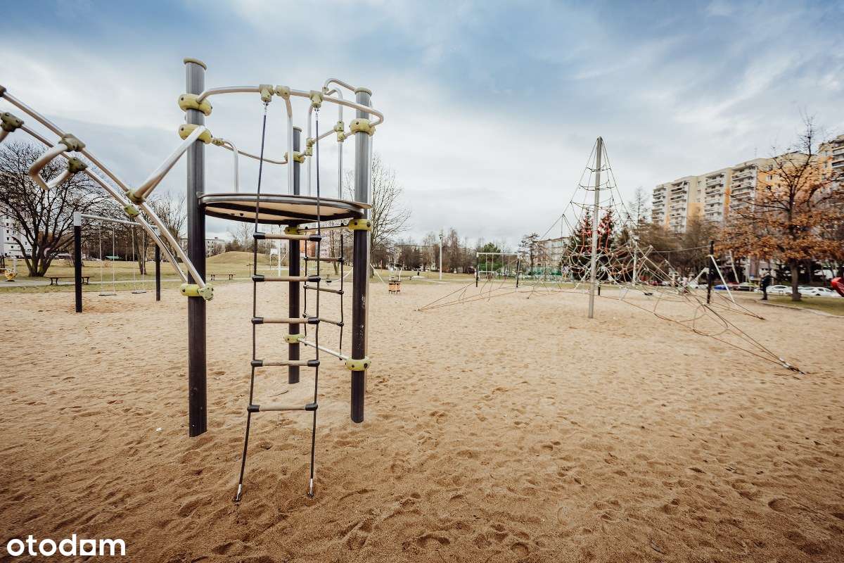 M2 z balkonem na Zabobrzu-17