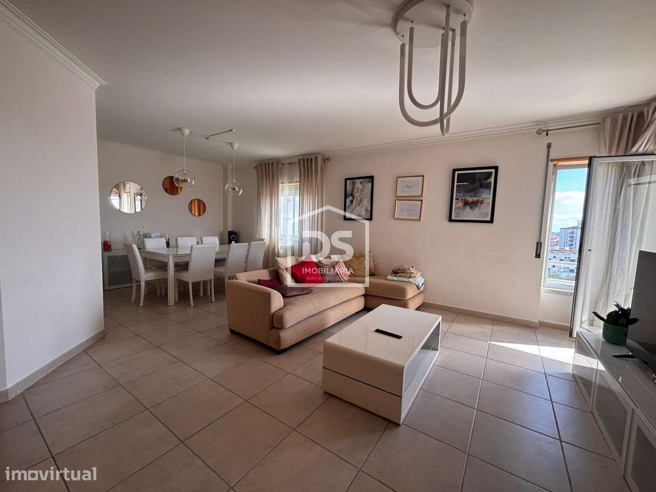 Apartamento T3 Venda em Ramada e Caneças,Odivelas-0