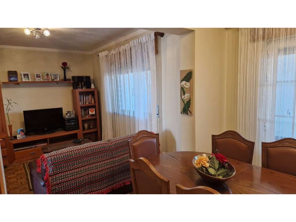 Moradia em Banda - T4 - Manteigadas-9