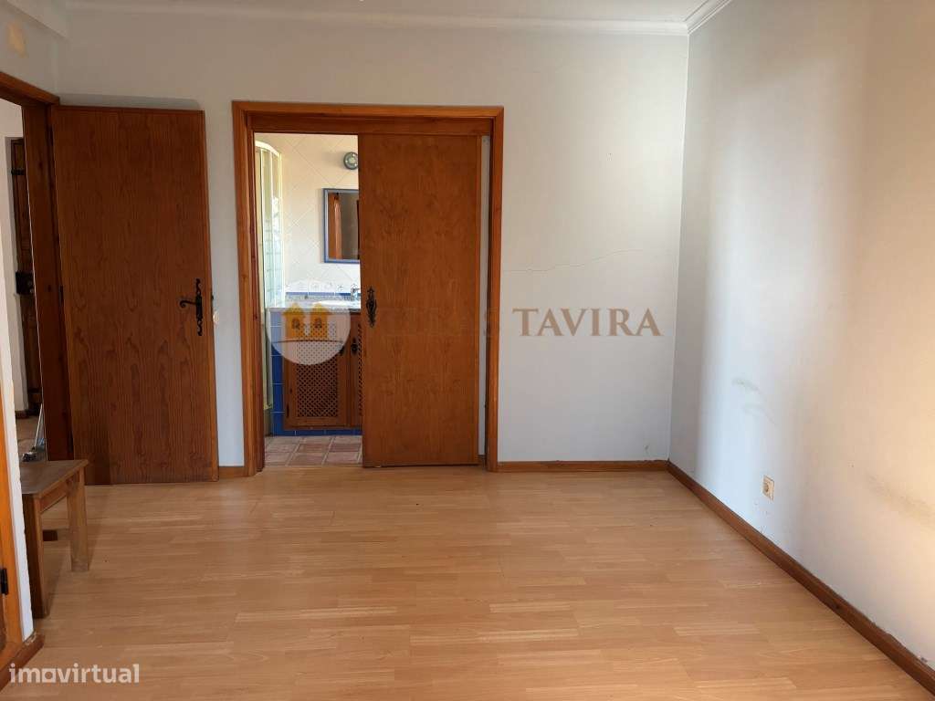 Moradia de estilo tradicional- Charme, vistas sob a Serra e Mar-43