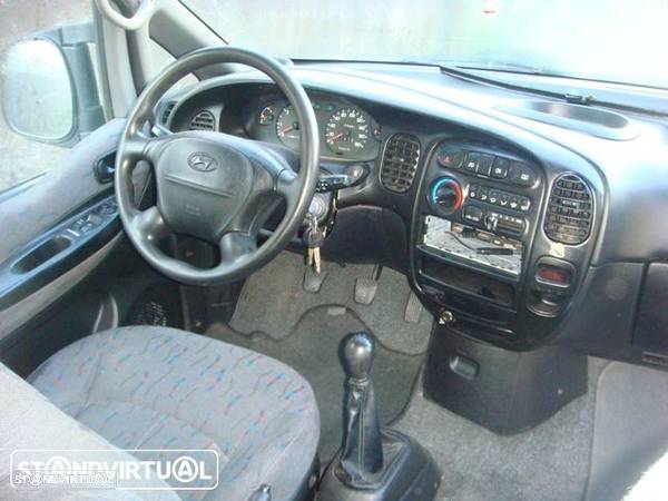 Hyundai H1 2002 para peças - 9