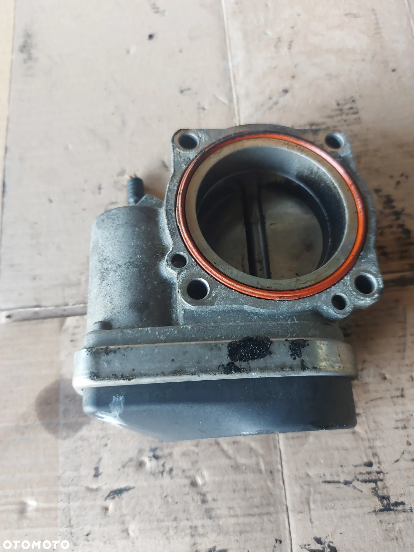 PRZEPUSTNICA BMW E90 E46 E87 1.6B 13541439224 - 3