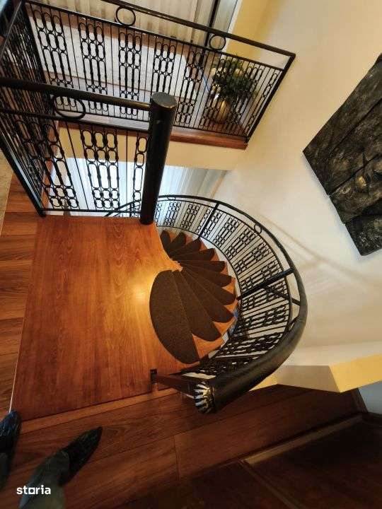 Vanzare Apartament - Duplex bulevard Mamaia parcare privata - Imagine principală: 2/19