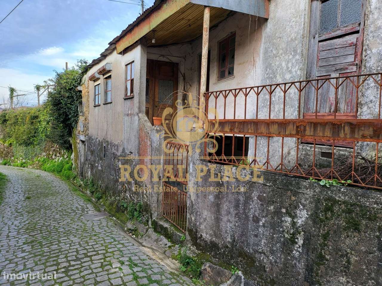 Moradia para restauro em Castelo de Paiva - Grande imagem: 5/8