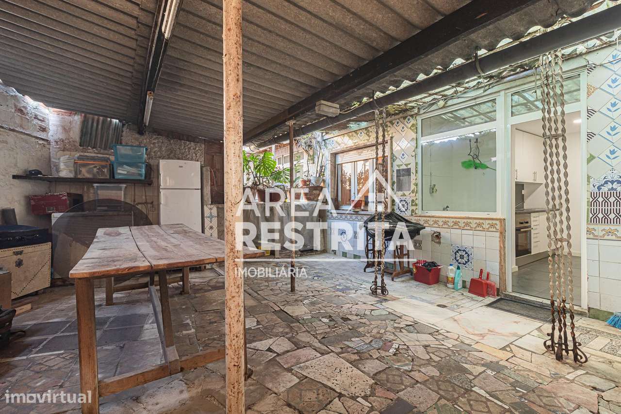 Apartamento T3 com Cave - Amadora-24