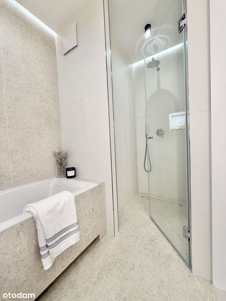 Komfortowy, wykończony apartament z garażem przy Rondzie Daszyńskiego-15