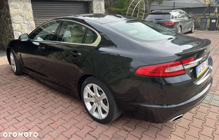 Jaguar XF 3.0 V6 Diesel S Premium Luxury - 3