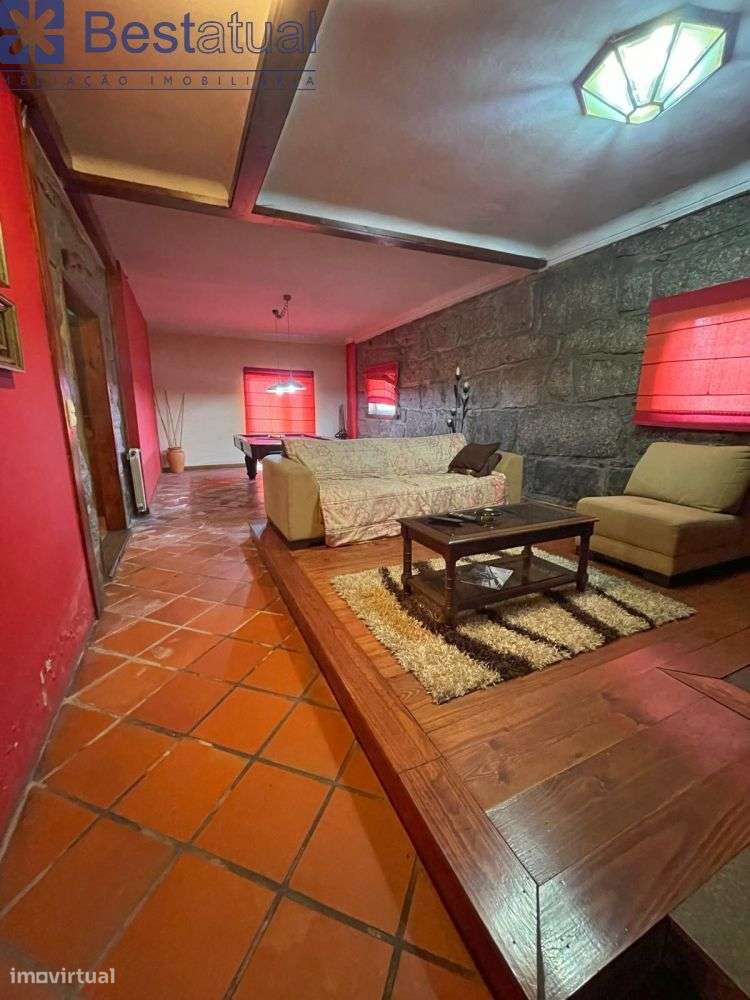 Moradia T4 Isolada - 5 min. Centro Sto. Tirso-30