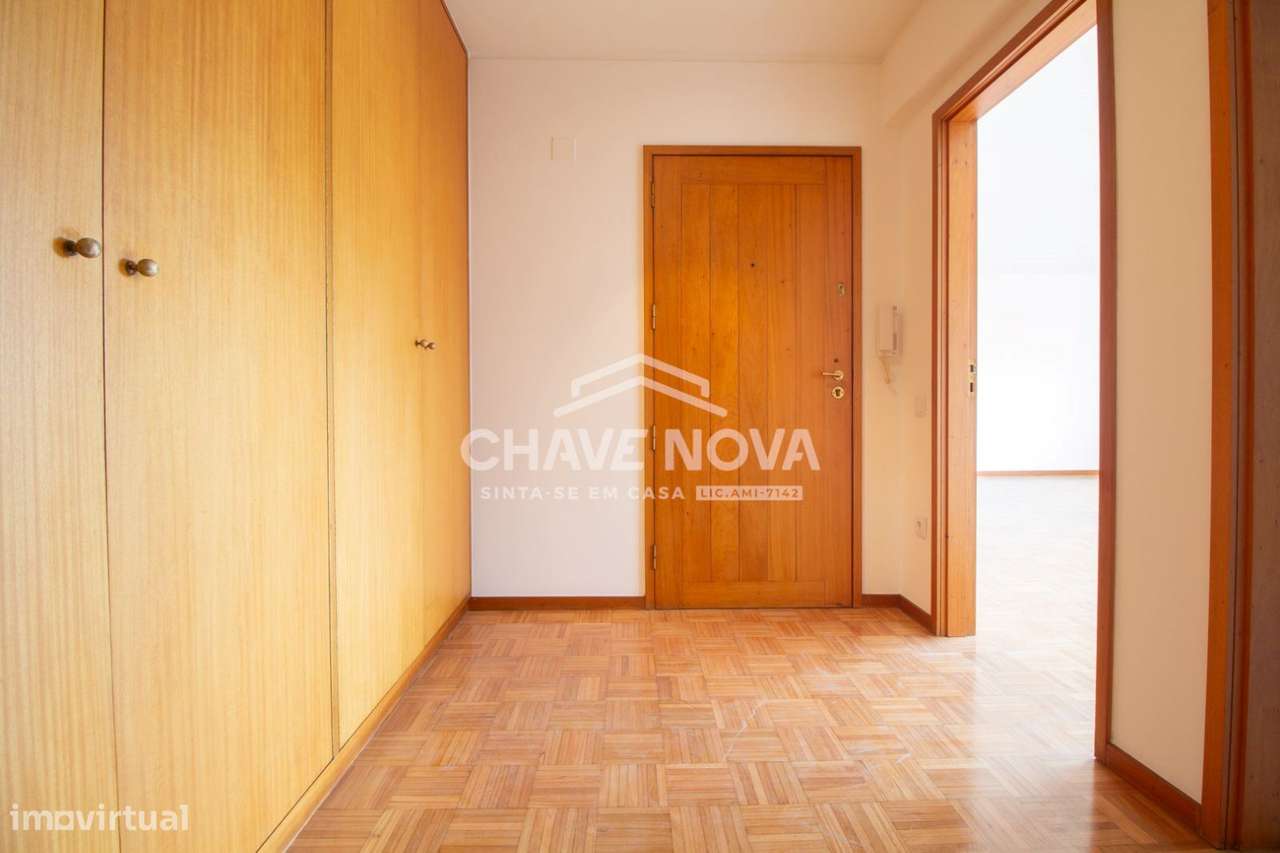 Apartamento T0 em Matosinhos Sul à 500 mts da praia - Grande imagem: 2/13