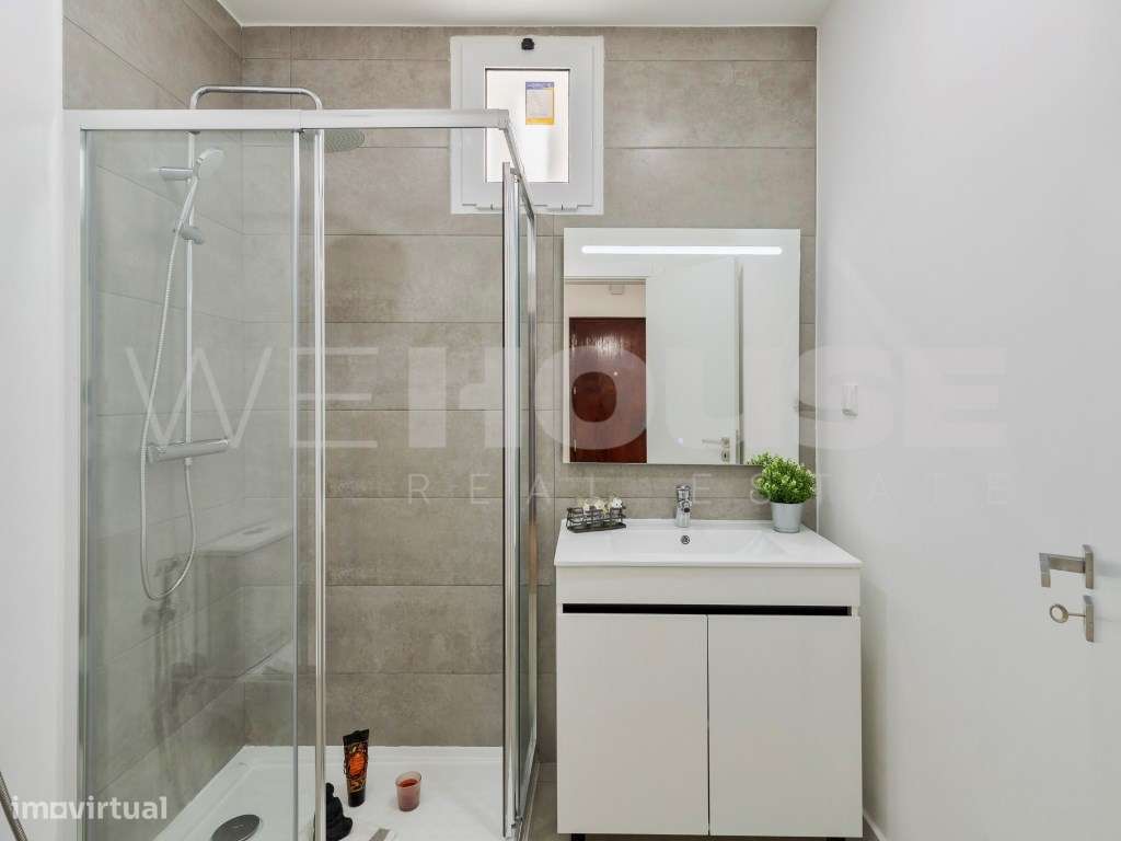Apartamento T2 Remodelado, Avenida Republica, Centro do Barreiro-5