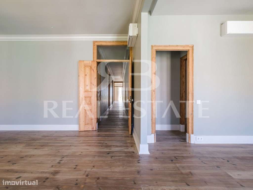 Fabuloso T3+2 com TERRAÇO + VISTA no PRINCIPE REAL - coração de Lisboa-16