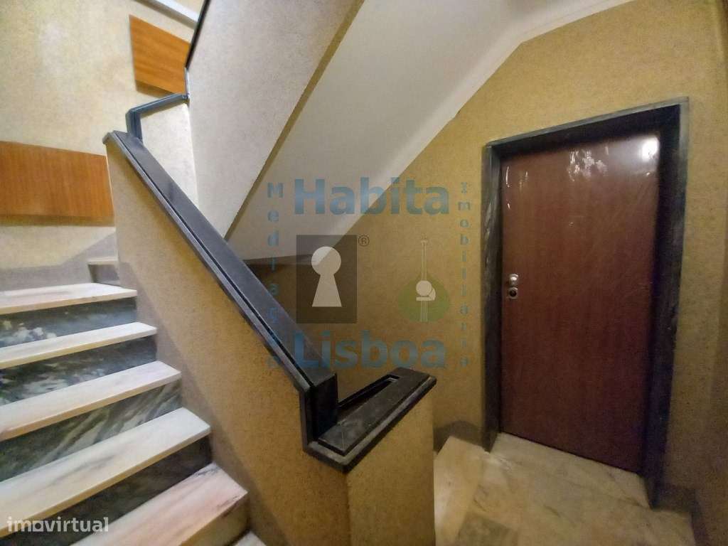 T2 Remodelado em Setúbal - Conforto e Localização Privilegiada! - Grande imagem: 3/34