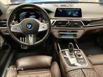 BMW Seria 7 M760Li xDrive - 8