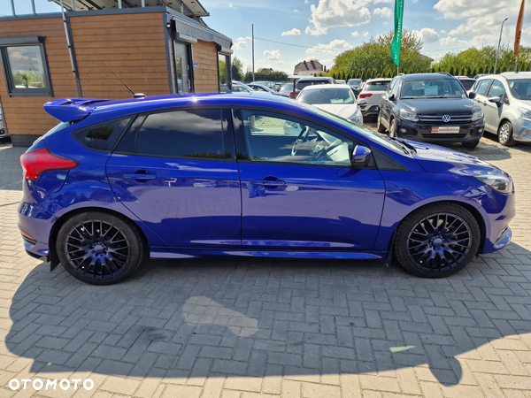 Ford Focus - 6