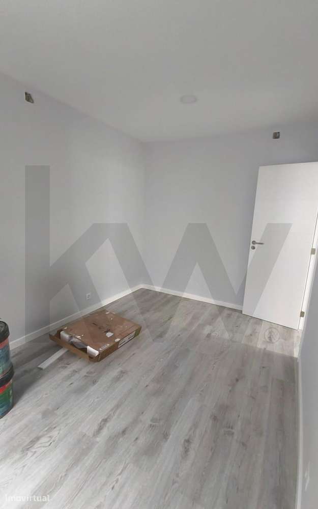 T2 Totalmente Remodelado no Dafundo | Vista Rio e Excelentes Acessibil - Grande imagem: 5/19