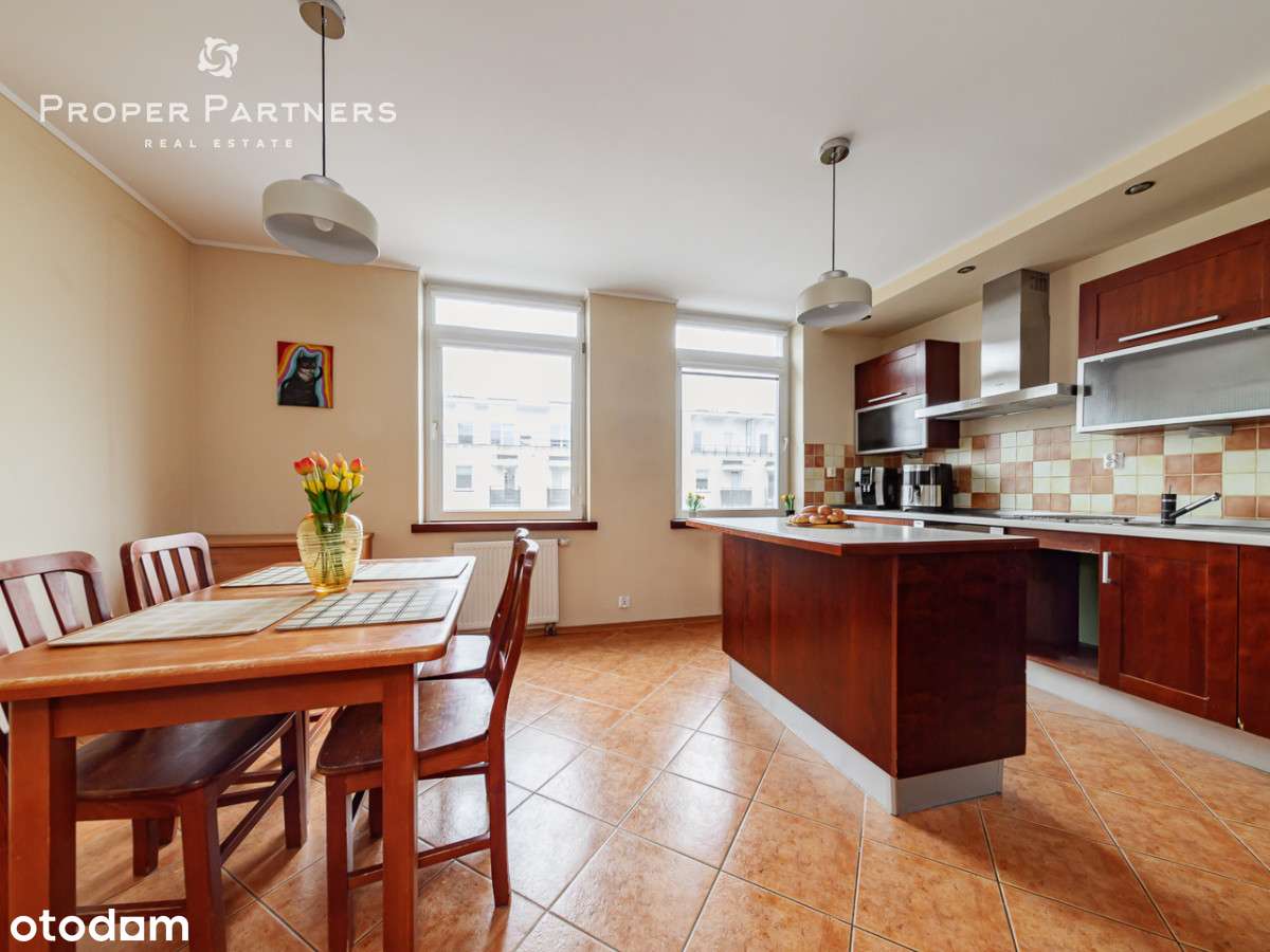 Dwupoziomowe przestronne w sąsiedztwie lasu-0