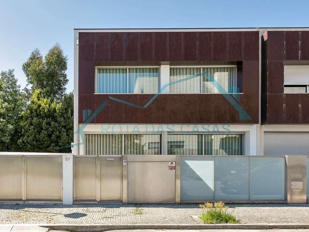 MORADIA T5 MOREIRA - MAIA-14