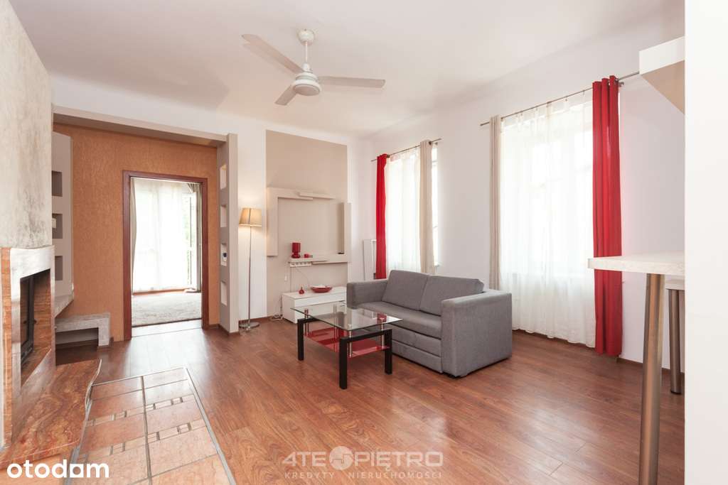 Kominek i balkon - centrum miasta