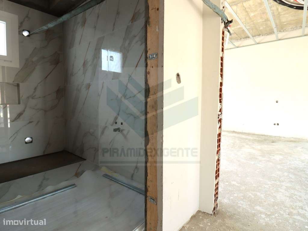 Moradia, Lavandaria, Piscina, Excelente Localização AZEITÃO!-26