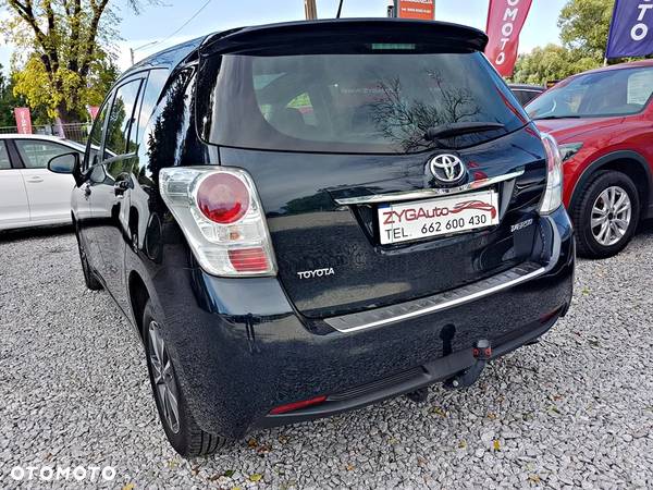 Toyota Verso 1.6 D-4D 5-Sitzer Start/Stop Executive - 8