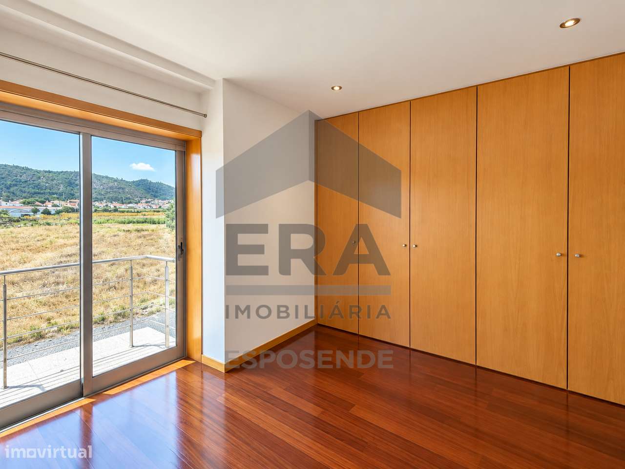 Apartamento T4 CF em Cepães, Marinhas-6