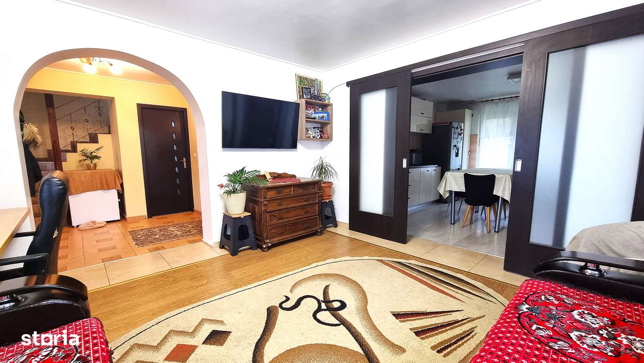 Casă Individuală P+1ET cu Teren 1.778 mp – Rediu Comision 0% - Imagine principală: 5/11