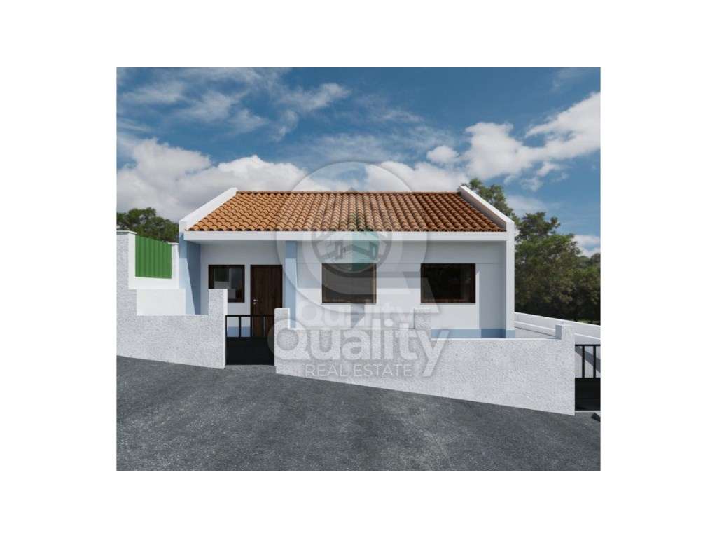 Moradia em Banda T2 com Logradouro em Setúbal - Grande imagem: 3/42