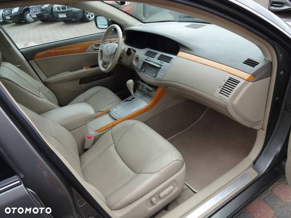 Toyota Avalon 3.5 Limited - 8