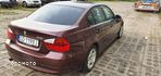 BMW Seria 3 318i - 4