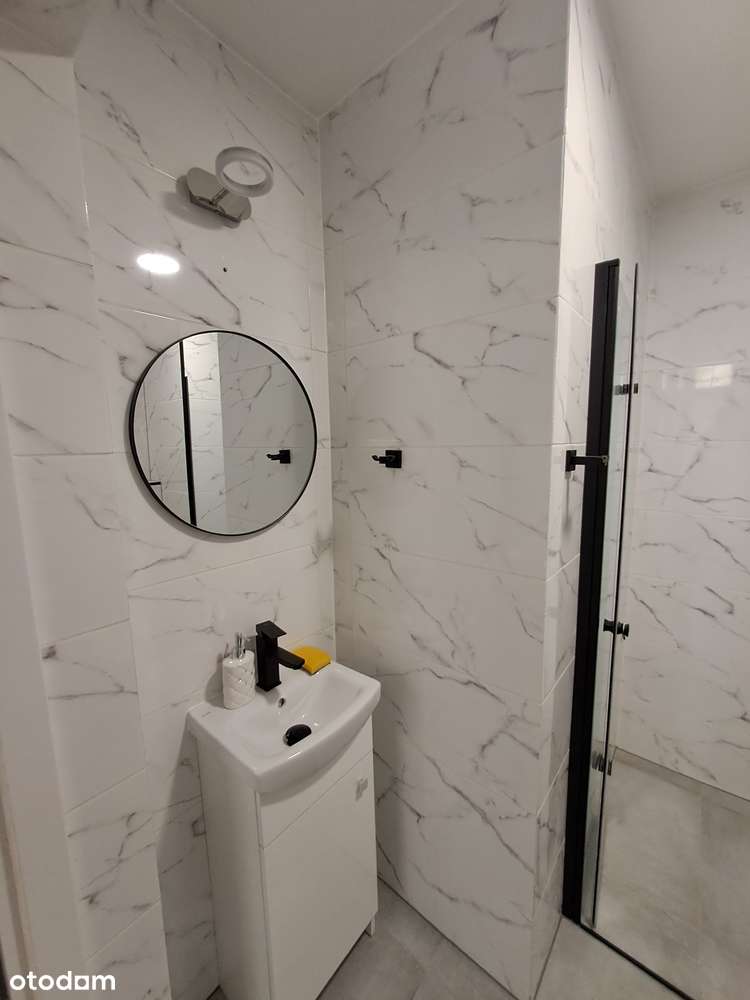 Komfortowa kawalerka w pięknej kamienicy, bardzo blisko do Katowic. - Pełny obrazek: 5/5