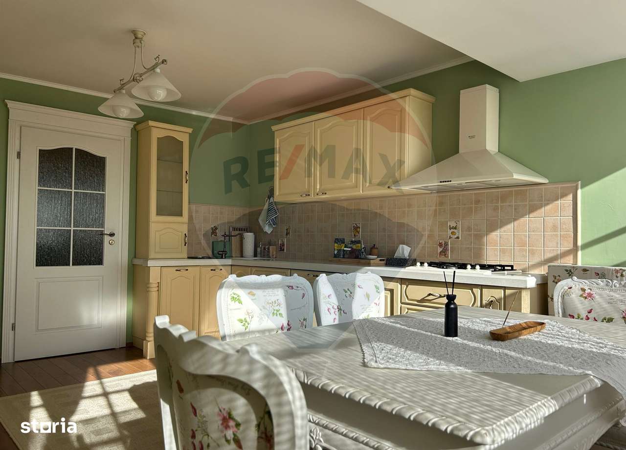 De vanzare apartament de lux pe Blvd. Decebal-4