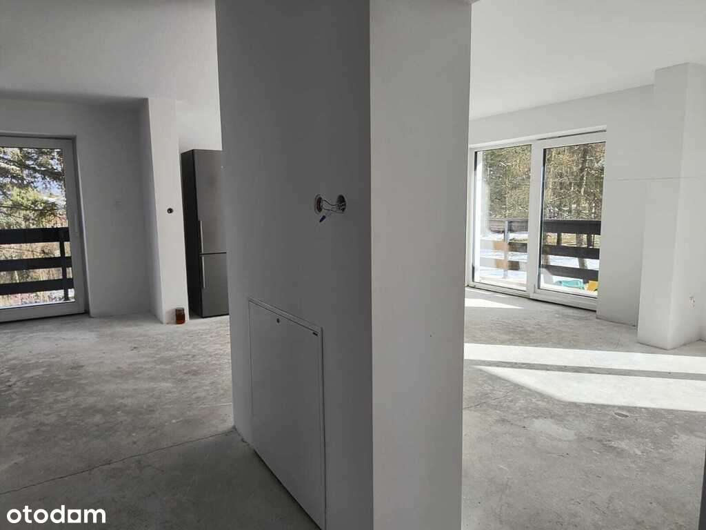 Dom wolnostojący pow. 285 m2 w Łopusznej-12