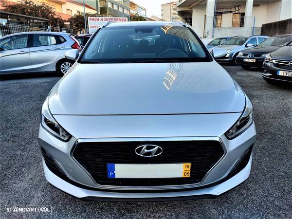 Hyundai i30 SW 1.6 CRDi Style Plus 7DCT - 2