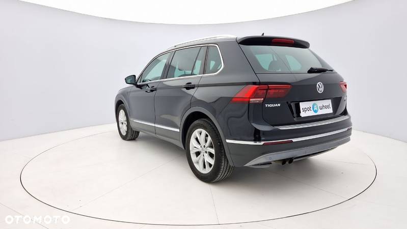 Volkswagen Tiguan - 3