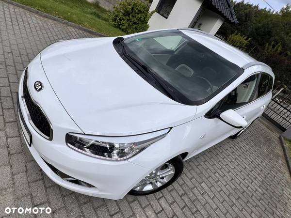 Kia Ceed Cee'd 1.6 CRDi XL - 4