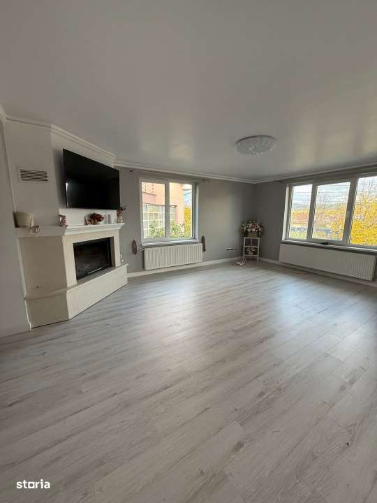 Casa individuala, decomandata,  4 camere, 250 mp., teren 1600 mp., zon - Imagine principală: 4/12