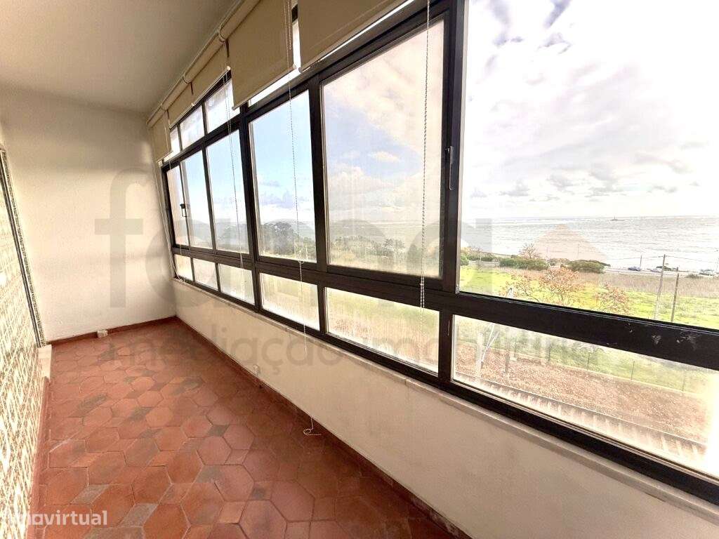 APARTAMENTO T4 EM OEIRAS-18