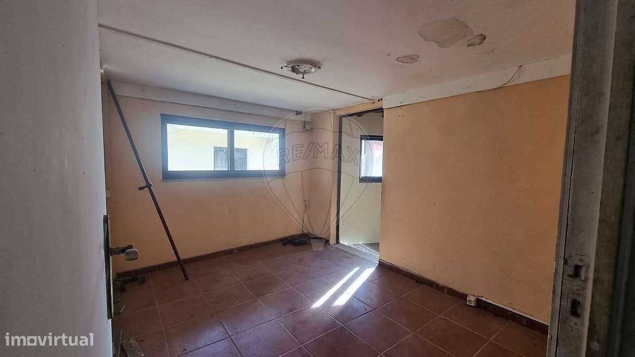 Moradia T2 para venda-8