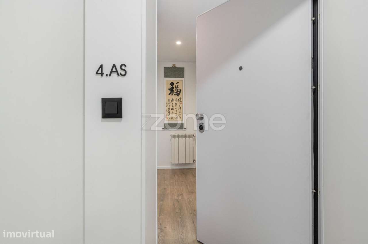 Apartamento T3 transformado em T4 com Vista Mar – Último Piso - Grande imagem: 5/37