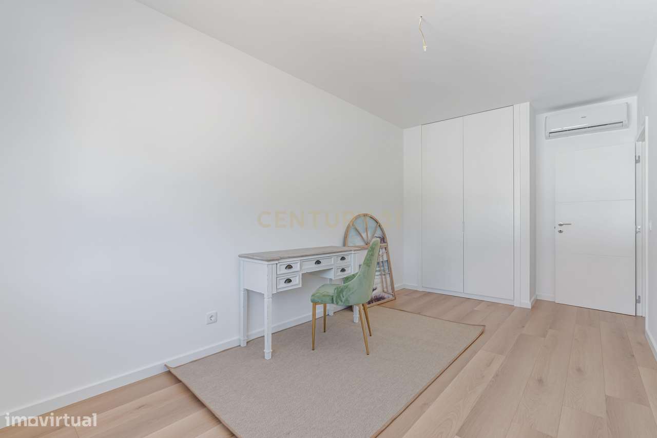 Moradias Condomínio fechado Belas Garden  T2+1 e T3+1-41