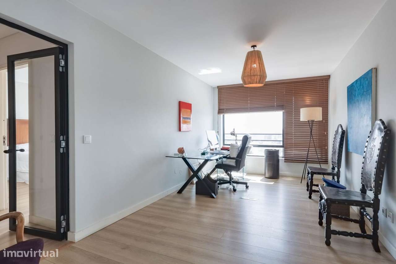 T3 Duplex com 60 m² de Sala | Varandas | Boavista | Porto-9