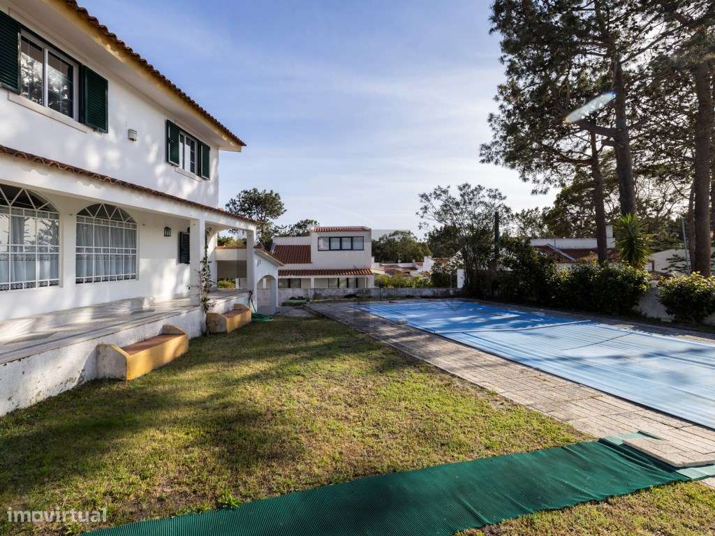 MORADIA T5 COM JARDIM E PISCINA PRIVADA, PARA VENDA, NA PRAIA DA GA... - Grande imagem: 4/14