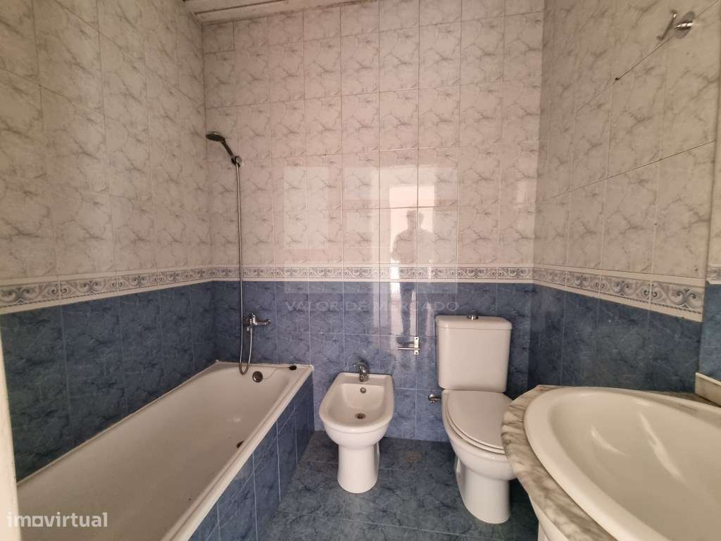 Apartamento T2 - em Carnaxide-25