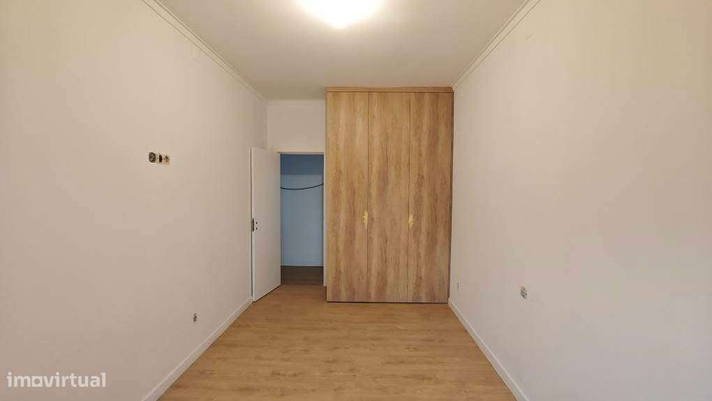 Andar de moradia EM BARROSELAS NOVO E RENOVADO. - Grande imagem: 3/12