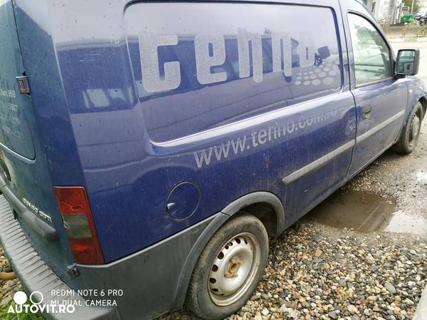 Dezmembrez Opel Combo Cdti - 2