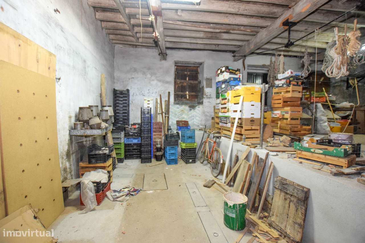 Moradia T7 com Garagem e Armazém - Alcorochel - Torres Novas-44