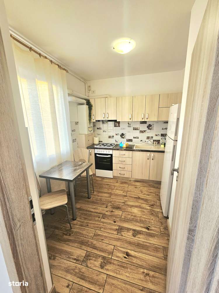 Dau în chirie apartament 3 camere-cartier Prima Sucevei - Imagine principală: 4/14