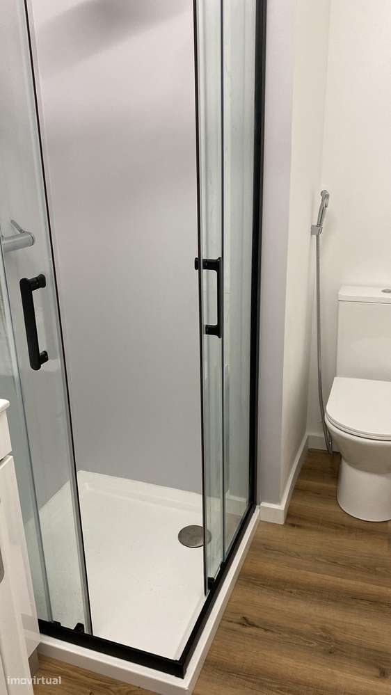 Excelente Prédio remodelado junto à Praça do Comercio-20