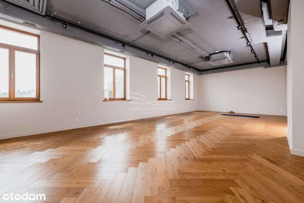 Lokal w zabytkowej kamienicy. 1 st. parkingowe. - Pełny obrazek: 2/19