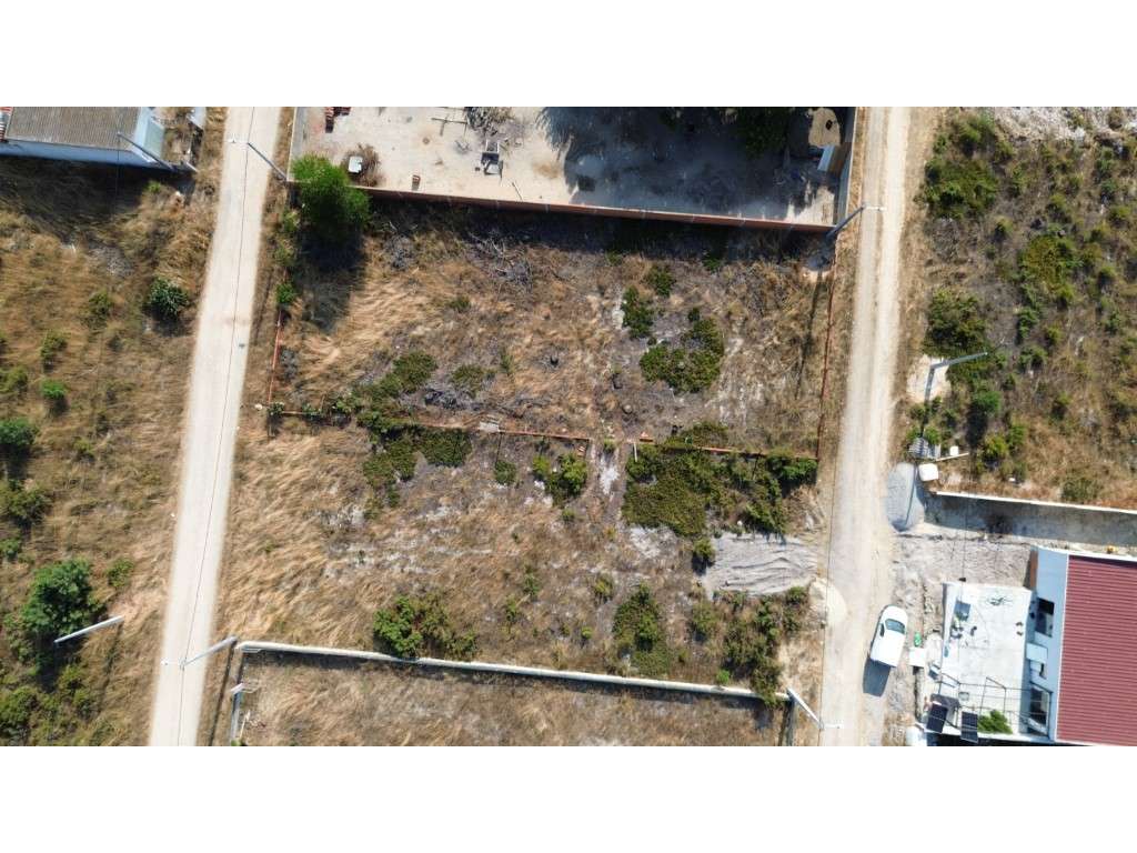 TERRENO COM 1.230m2 - PINHAL DAS FORMAS - PALMELA-3